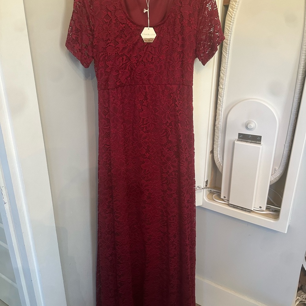 Elegant Burgundy Lace Dress